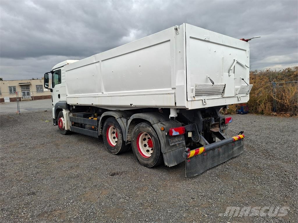 MAN TGA 26.440 6X4 BB Camion benne