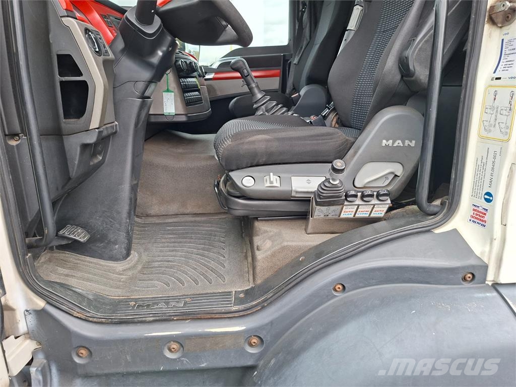 MAN TGA 26.440 6X4 BB Camion benne