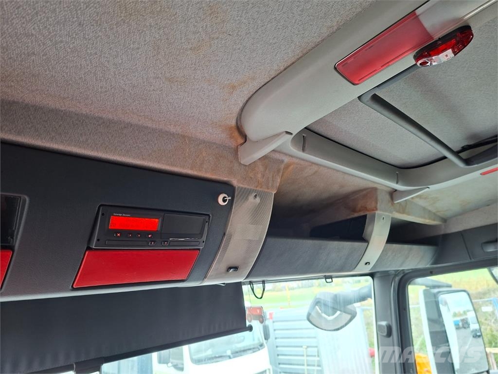 MAN TGA 26.440 6X4 BB Camion benne