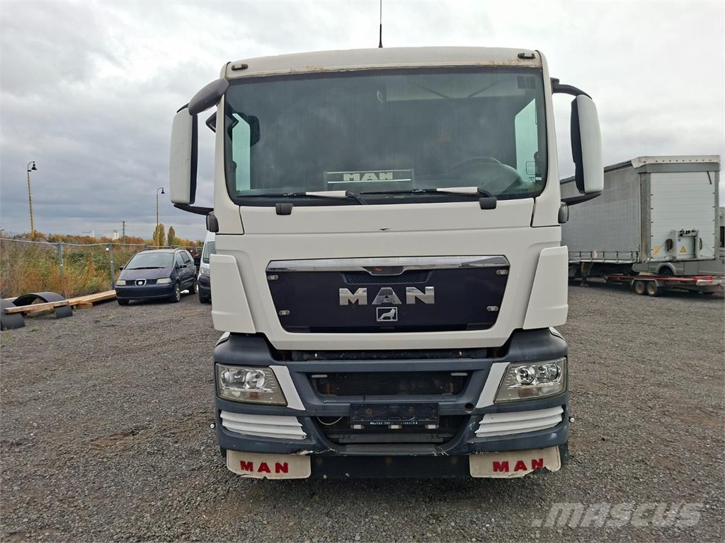 MAN TGA 26.440 6X4 BB Camion benne