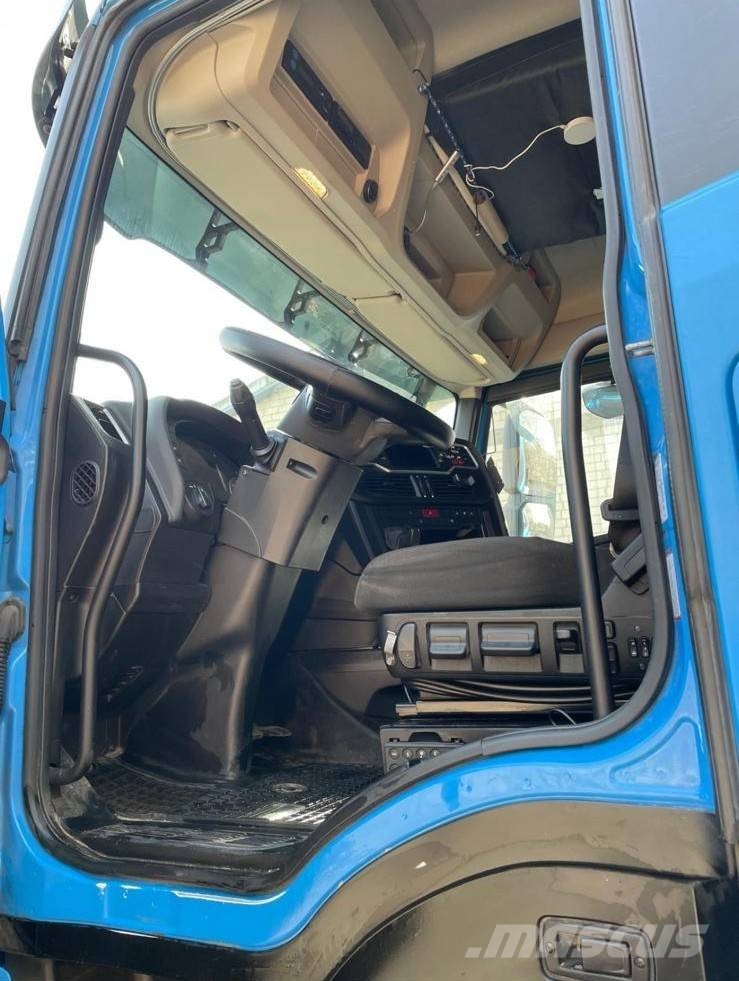 Iveco X-Way 570 車両運搬車、キャリアカー