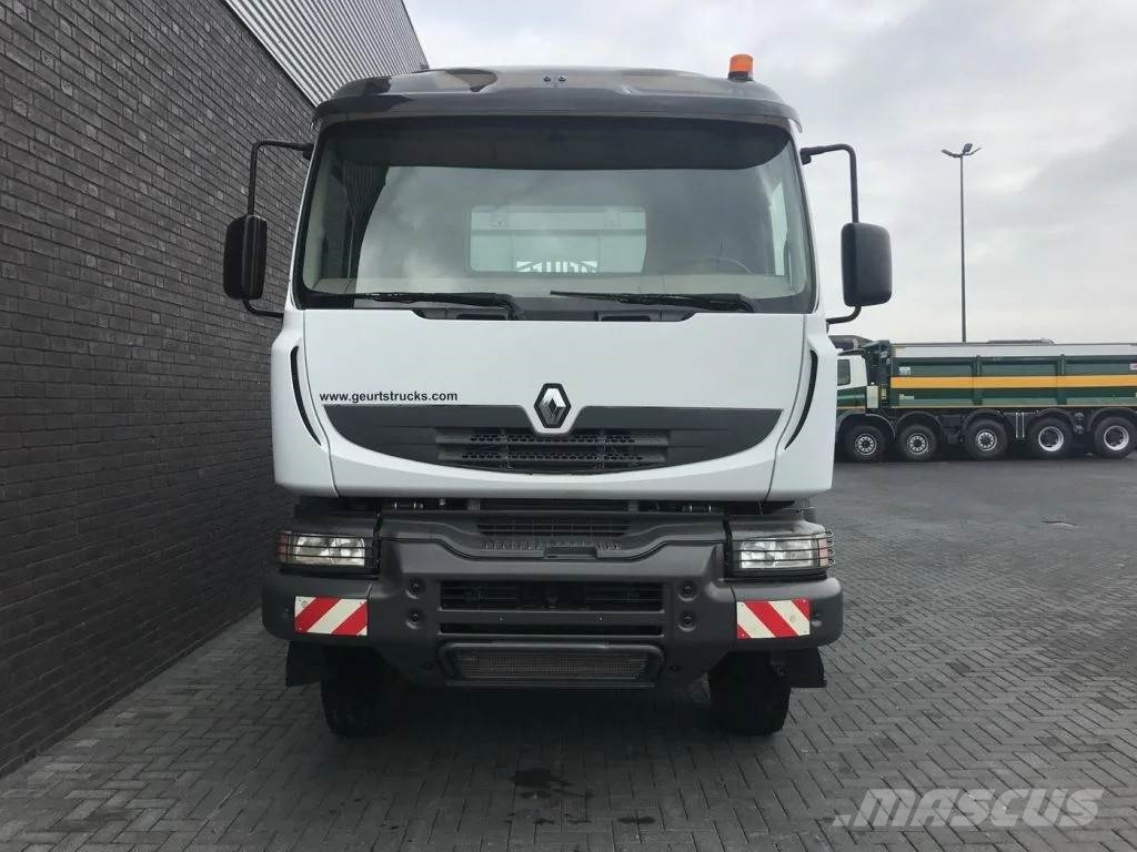 Renault Kerax 330 DXI 4X2 KIPPER/TIPPER ONLY 27.000 KM !!! Tipper trucks