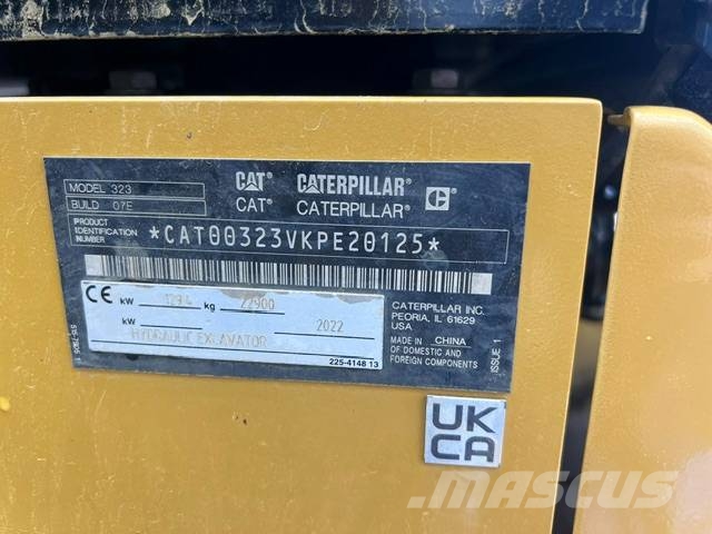 CAT 323 Rupsgraafmachines