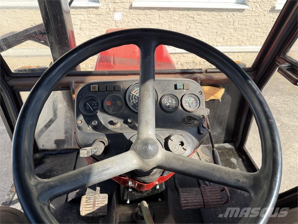 Zetor 5213 VR 4x2 s TP a TEČ hydraulika manual VIN 987 Traktoriai