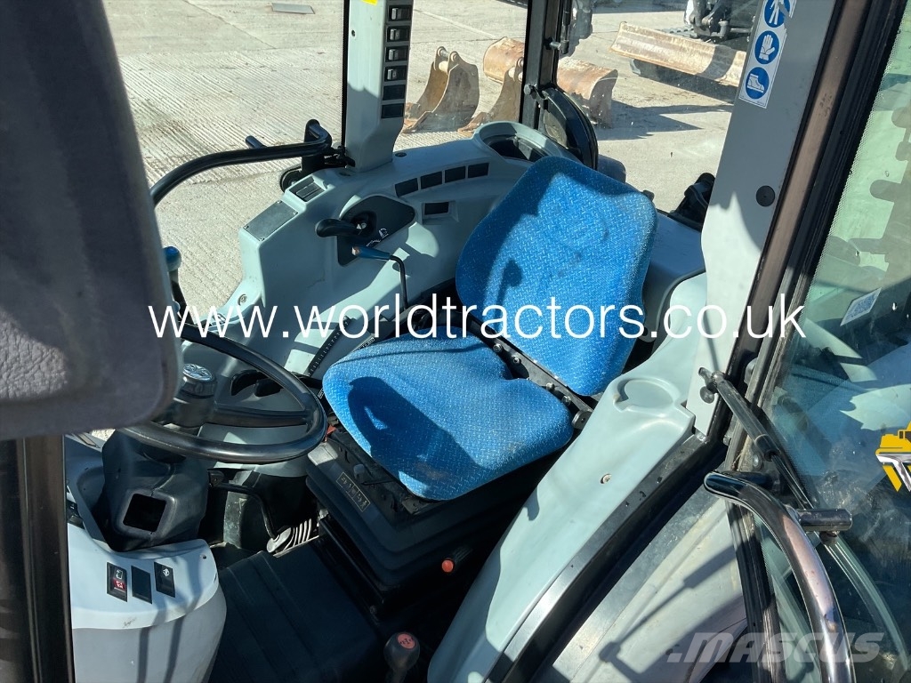New Holland T 4.100 Tractors