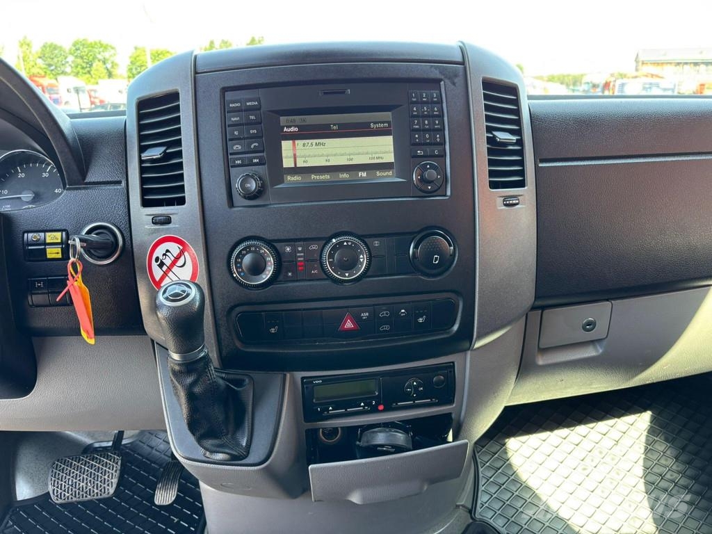 Mercedes-Benz Sprinter 519 CDI 4x4 Versalift ETM-38-145-F المنصات الهوائية المثبتة على شاحنة