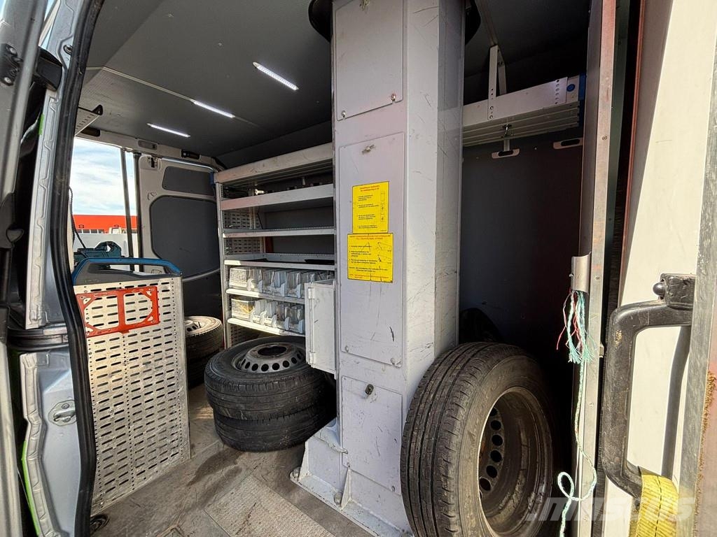 Mercedes-Benz Sprinter 519 CDI 4x4 Versalift ETM-38-145-F المنصات الهوائية المثبتة على شاحنة