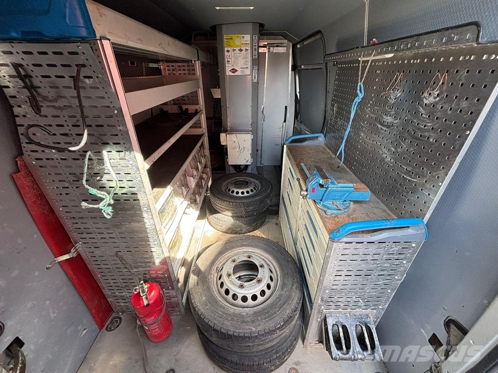 Mercedes-Benz Sprinter 519 CDI 4x4 Versalift ETM-38-145-F المنصات الهوائية المثبتة على شاحنة