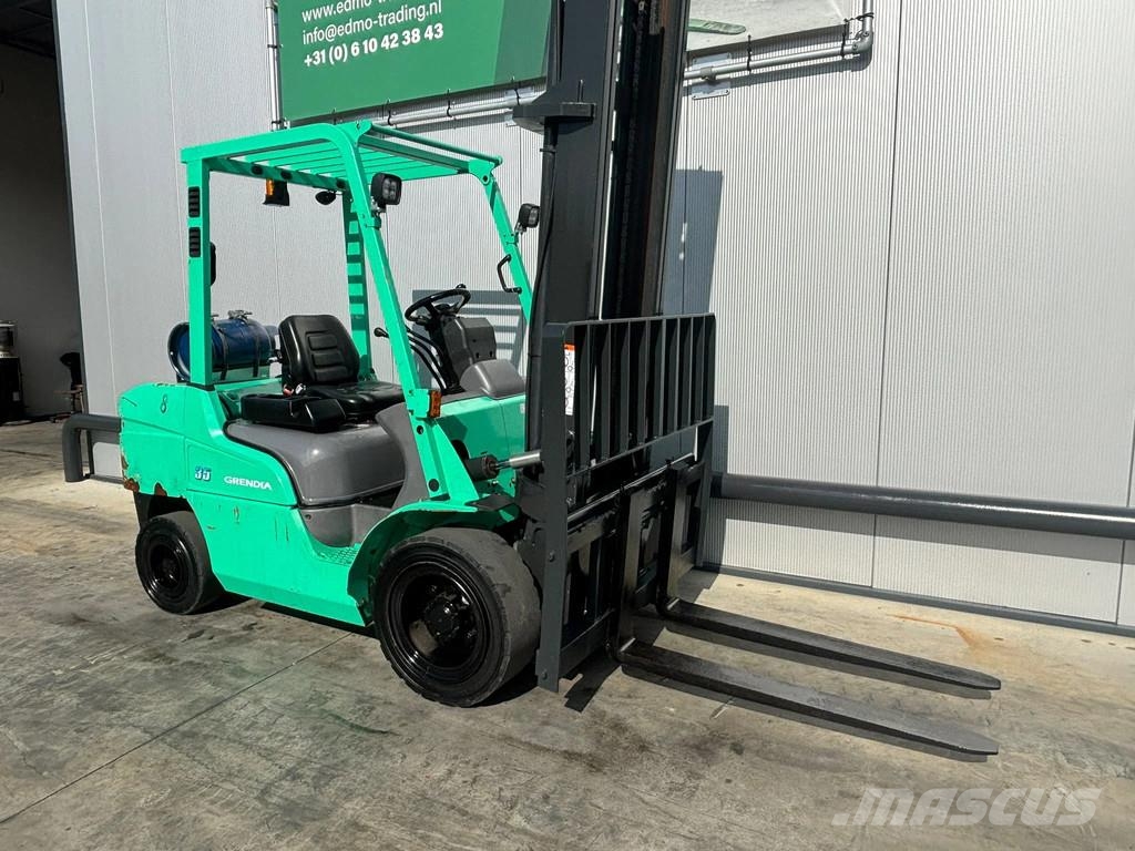 Mitsubishi FG35NT Heftruck Gāzes autoiekrāvēji (LPG)