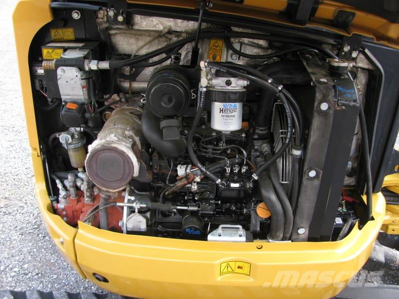 CAT 302.7 D CR POWERTILLT 4 žlice Mini bagri <7t