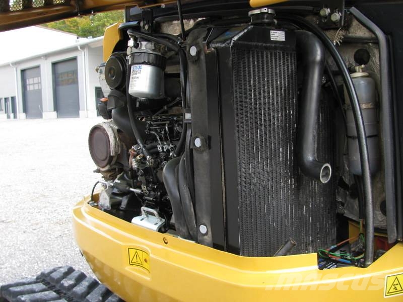 CAT 302.7 D CR POWERTILLT 4 žlice Mini bagri <7t