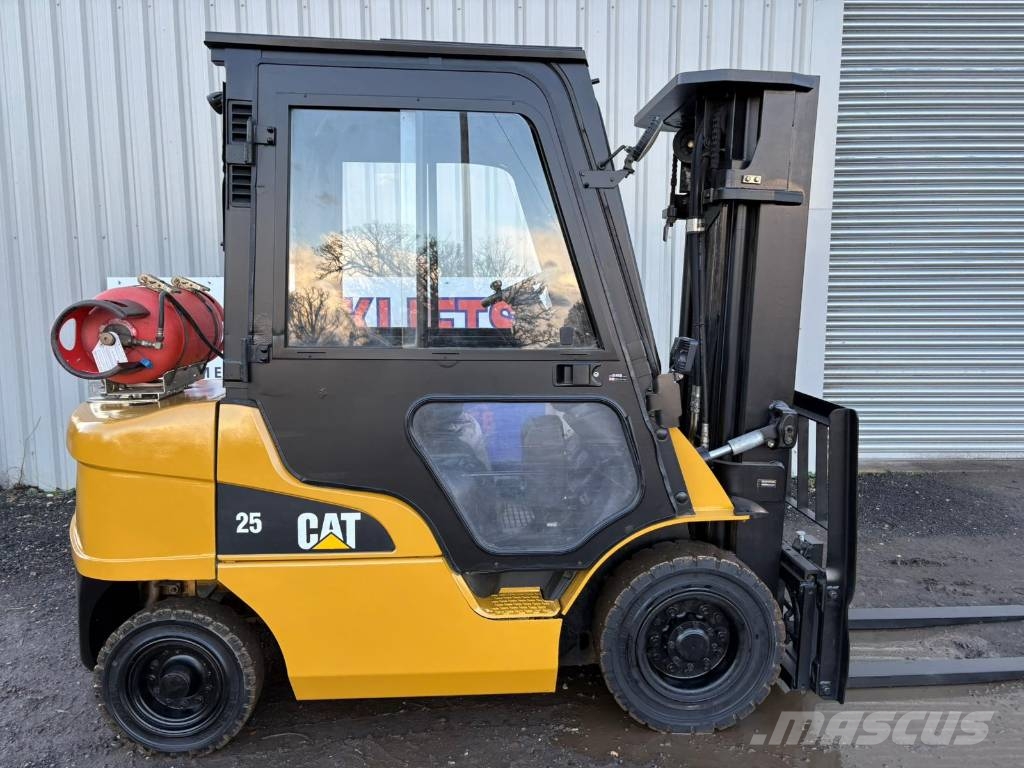 CAT GP25NT Chariots GPL
