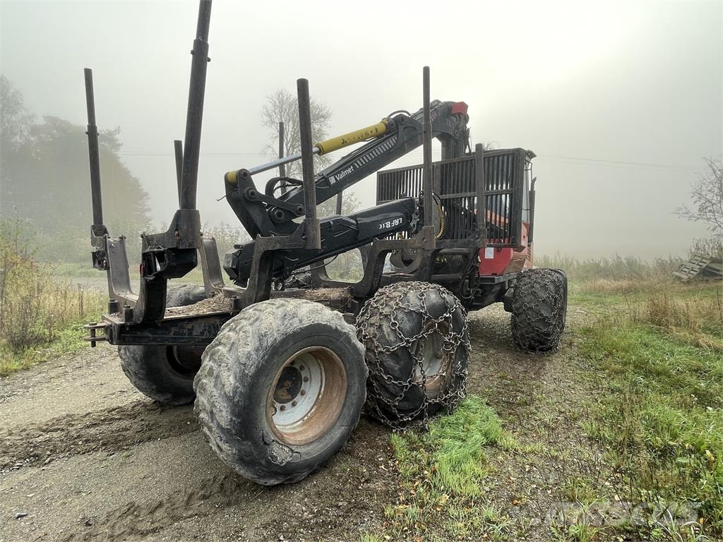 Valmet 840.3 شاحنات