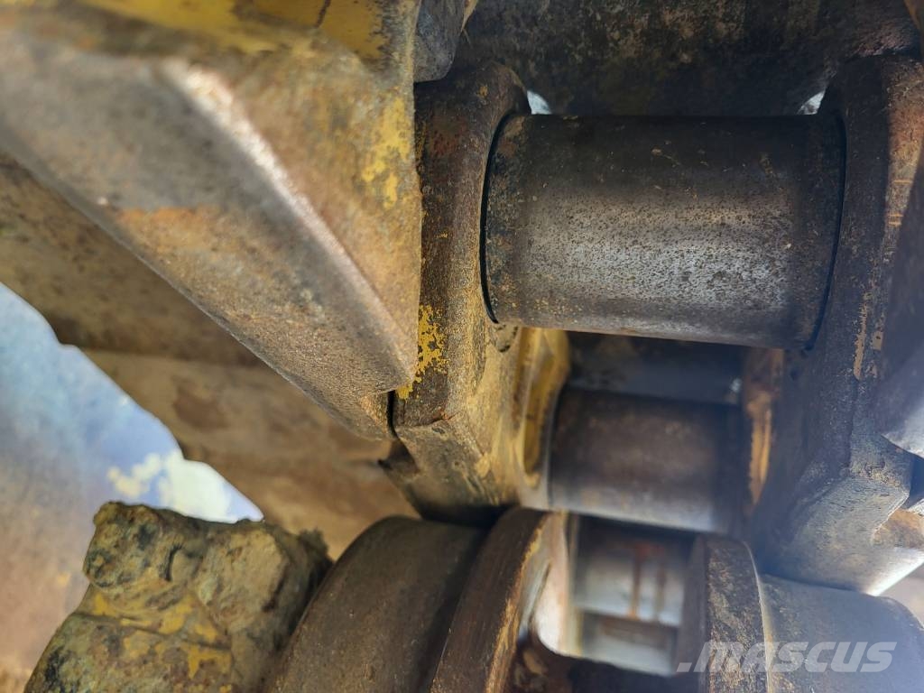 Komatsu D61PXi-24 Bouteurs sur chenilles