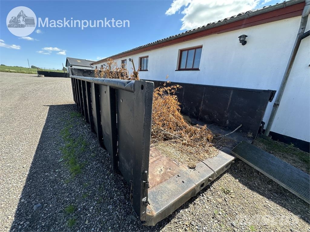  Okänd okänd منقولات