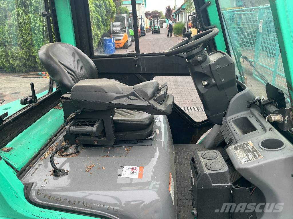 Mitsubishi FD20NT V-4209 IO Dizelski viličari
