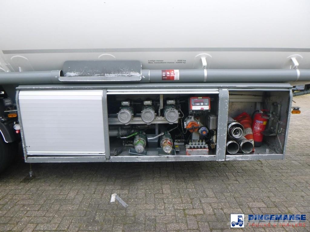 LAG Fuel tank alu 50.3 m3 / 5 comp Tankopleggers