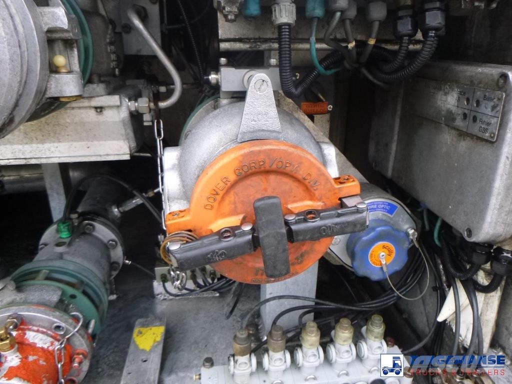 LAG Fuel tank alu 50.3 m3 / 5 comp Tankopleggers