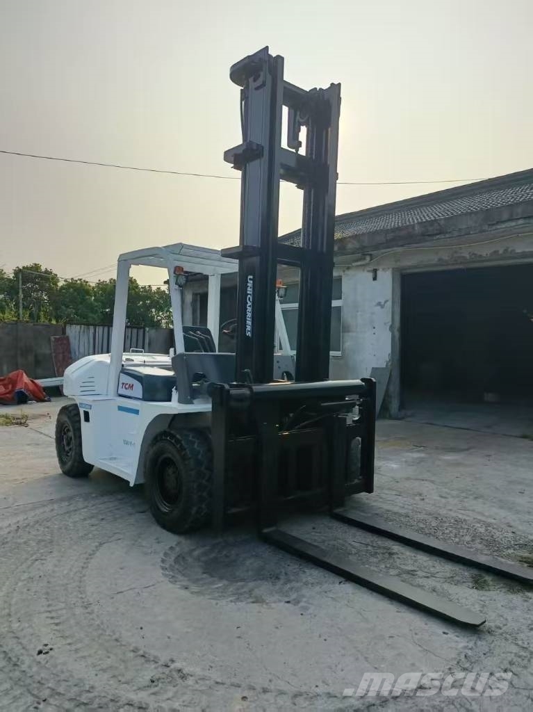 TCM FD 70 Z8 Furgoonautod