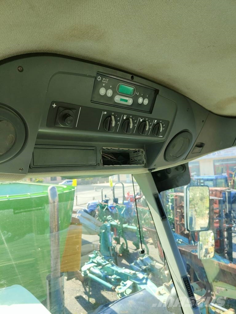 CLAAS Xerion 3300 Trac VC 트랙터