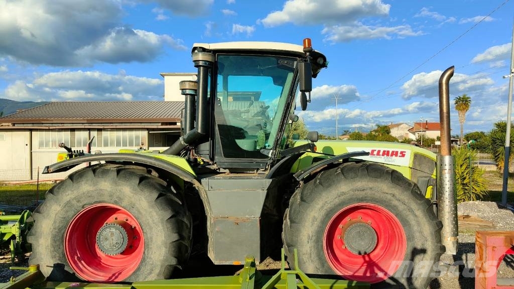 CLAAS Xerion 3300 Trac VC 트랙터