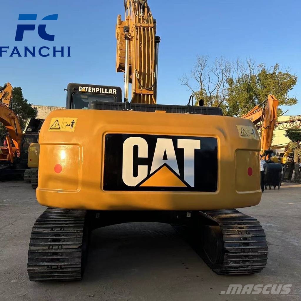 CAT 320D2 Escavadeiras de esteiras