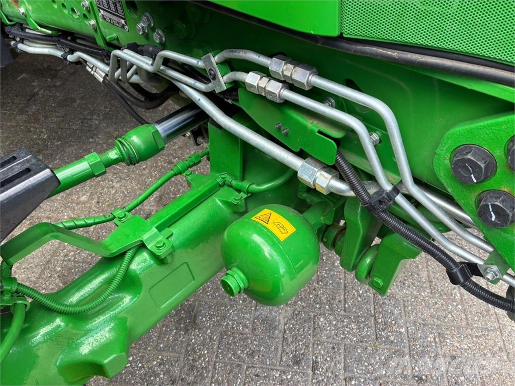 John Deere 6R215 Egyéb mezőgazdasági gépek