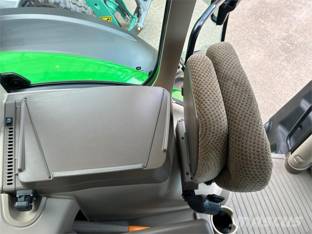 John Deere 6R215 Egyéb mezőgazdasági gépek