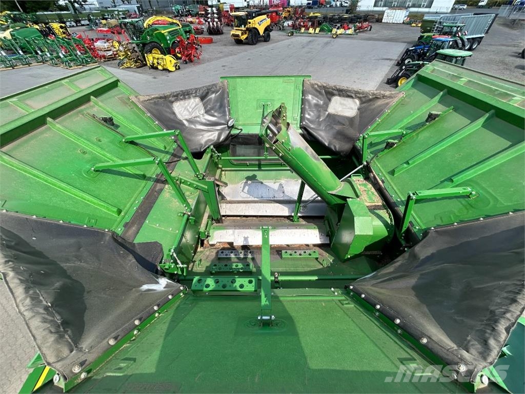 John Deere S780 Biçerdöverler