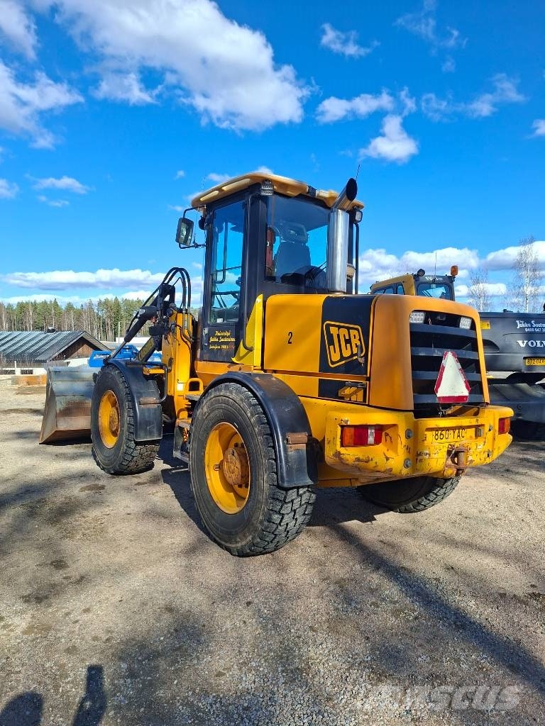 JCB 411 Cargadoras sobre ruedas