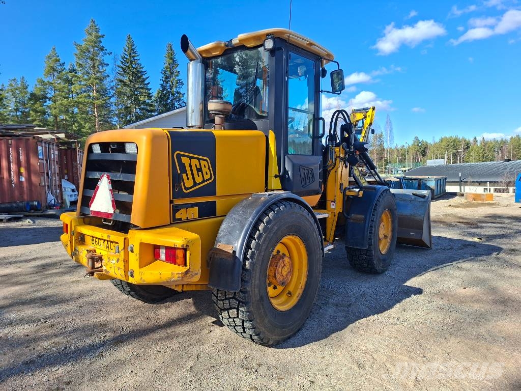 JCB 411 Cargadoras sobre ruedas