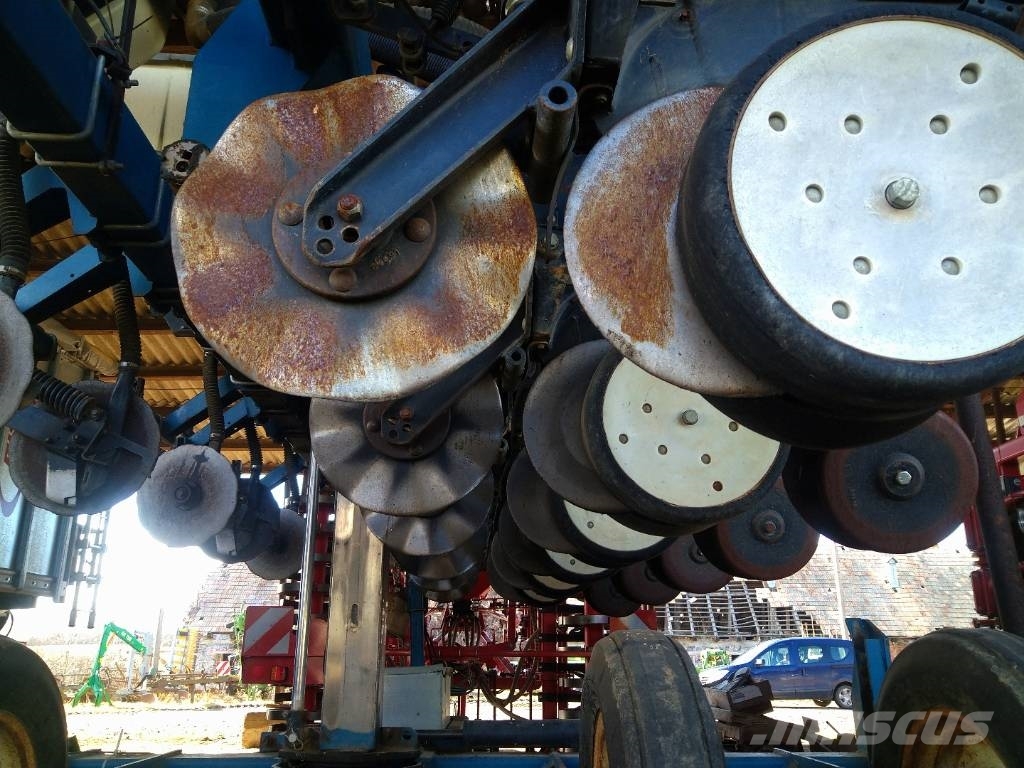 Kinze 3500 Twin Line 6 rows Enkornssåmaskiner