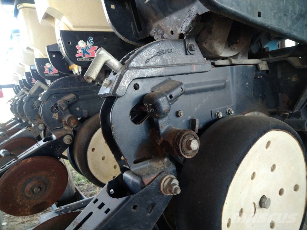 Kinze 3500 Twin Line 6 rows Enkornssåmaskiner