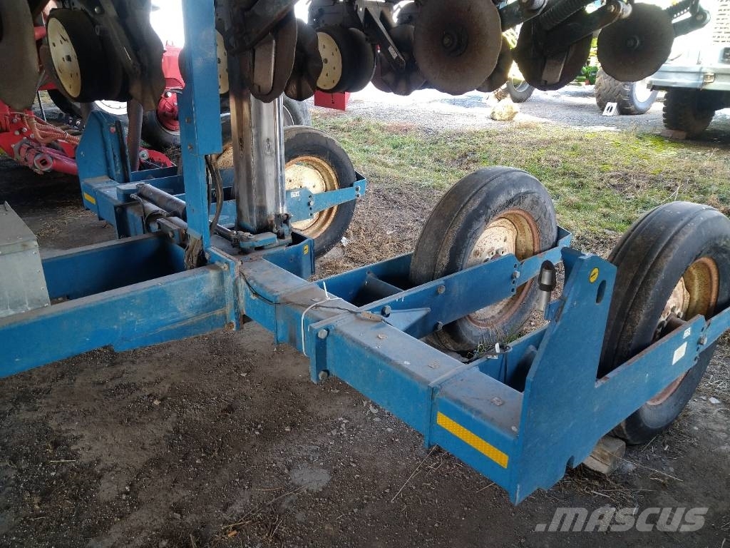 Kinze 3500 Twin Line 6 rows Enkornssåmaskiner
