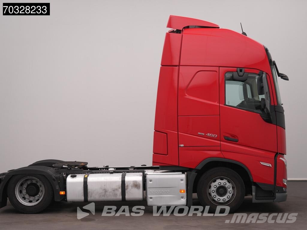 Volvo FH 460 4X2 Mega XL 2x Tanks ACC Navi Tractor Units