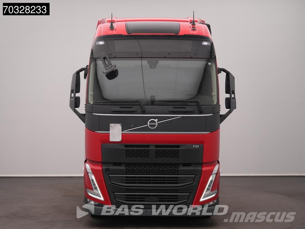 Volvo FH 460 4X2 Mega XL 2x Tanks ACC Navi Tractor Units