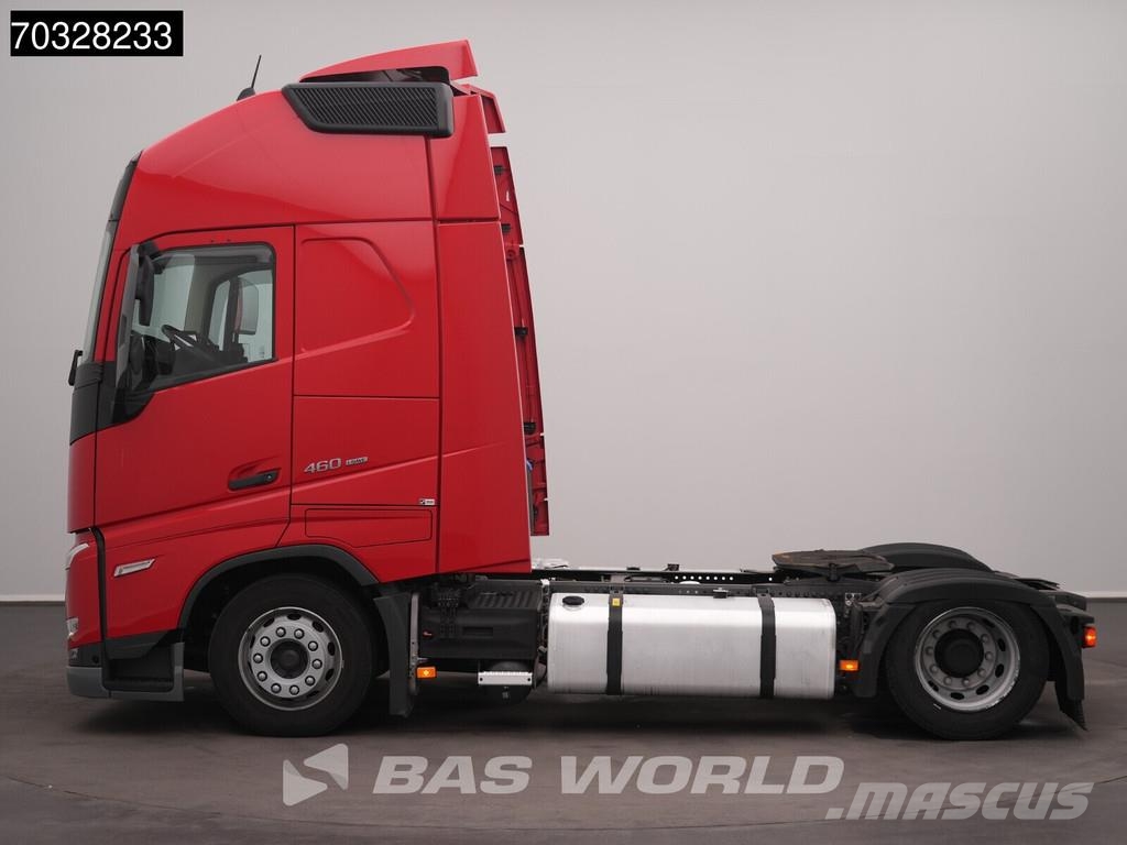 Volvo FH 460 4X2 Mega XL 2x Tanks ACC Navi Tractor Units