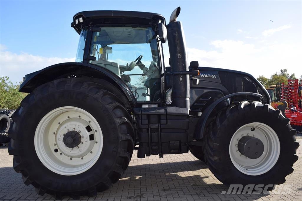 Valtra S353 트랙터