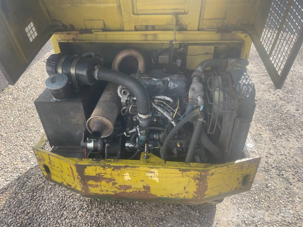 Pel-Job EB12 only for export Miniexcavadoras