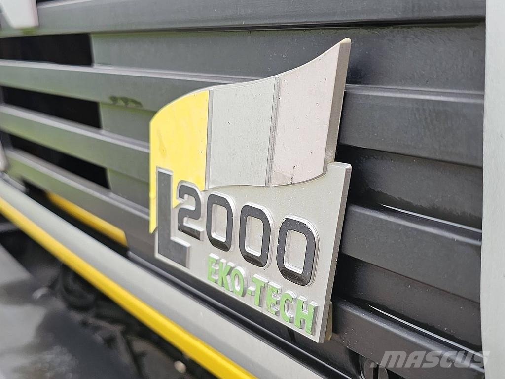 MAN 8.150 L2000 MANUAL 3-SEATS Camiones caja cerrada