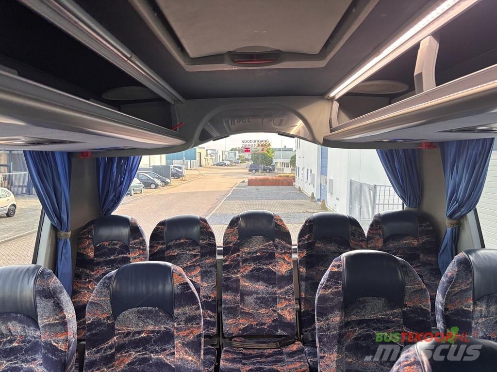 Van Hool TX18 ACRON 70 Seats Reisebusse