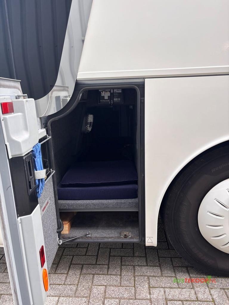 Van Hool TX18 ACRON 70 Seats Reisebusse