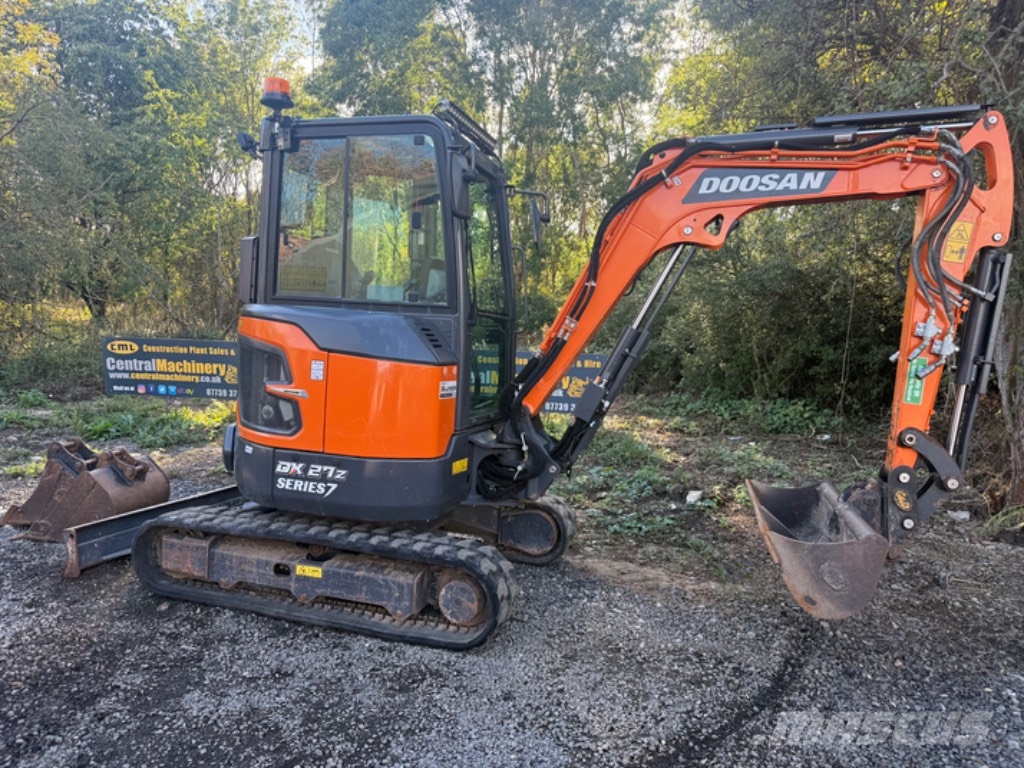 Doosan DX 27 Z Minigraafmachines < 7t