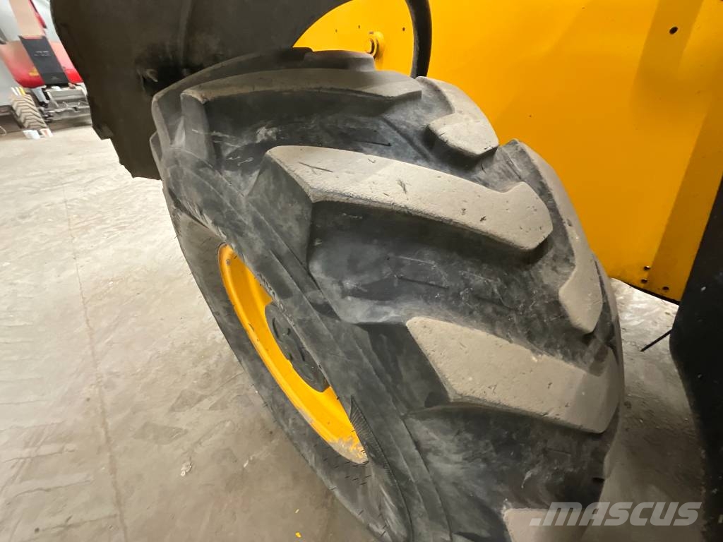 JCB 540-170 Teleskoplæssere