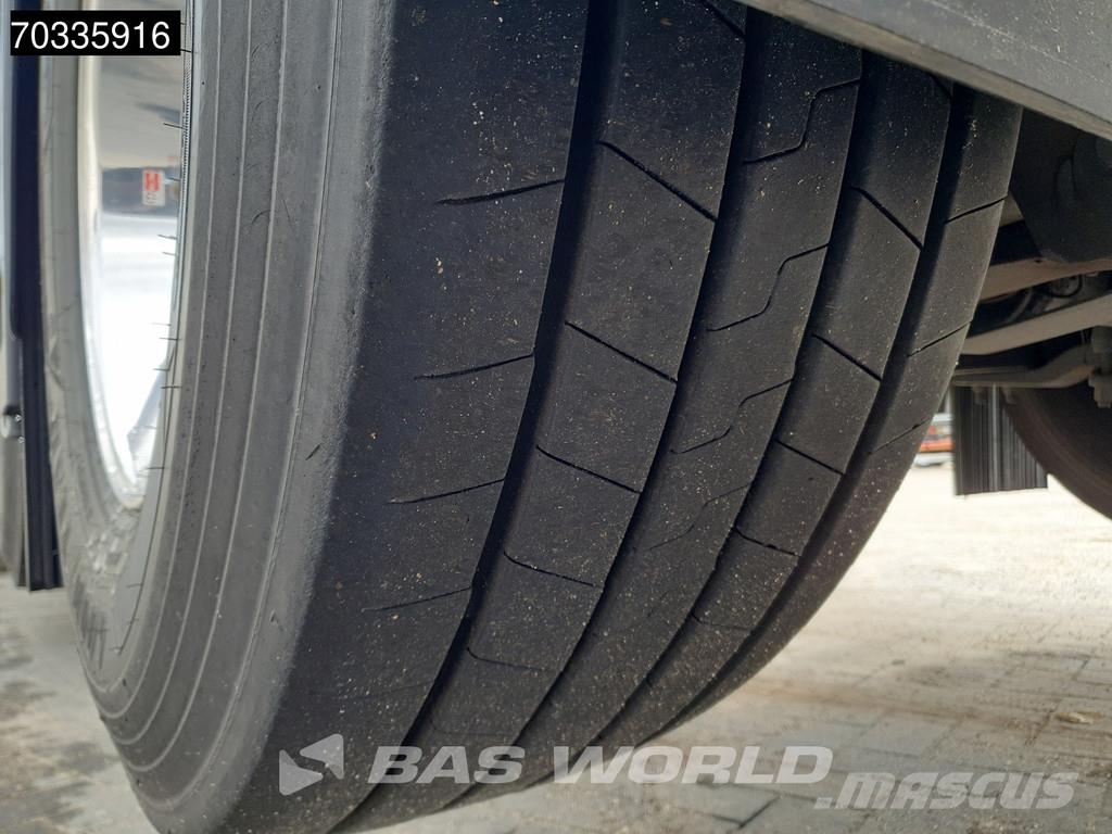 Pacton TRD345 ET3 3 axles 2xLift + 2xSteering Axle Hardwo Plachtové návesy