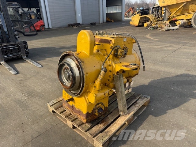 CAT 740 TRANSMISSION Transmissie