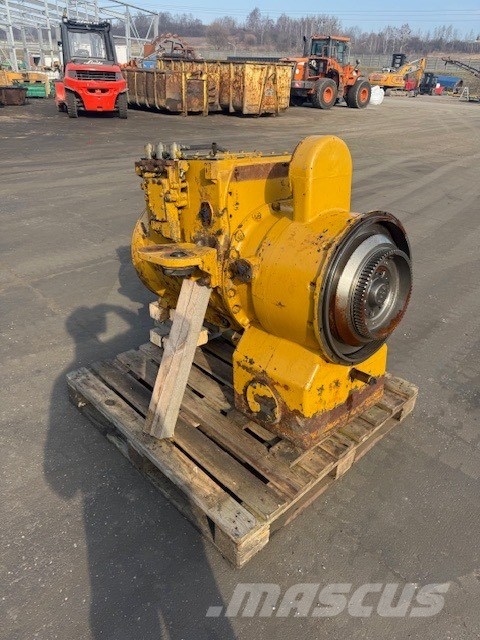 CAT 740 TRANSMISSION Transmissie