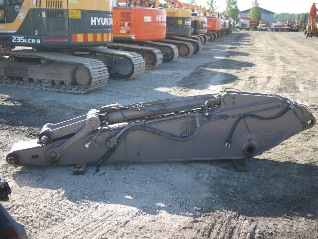 Volvo EC210 uusi puomisto Бони і ковші