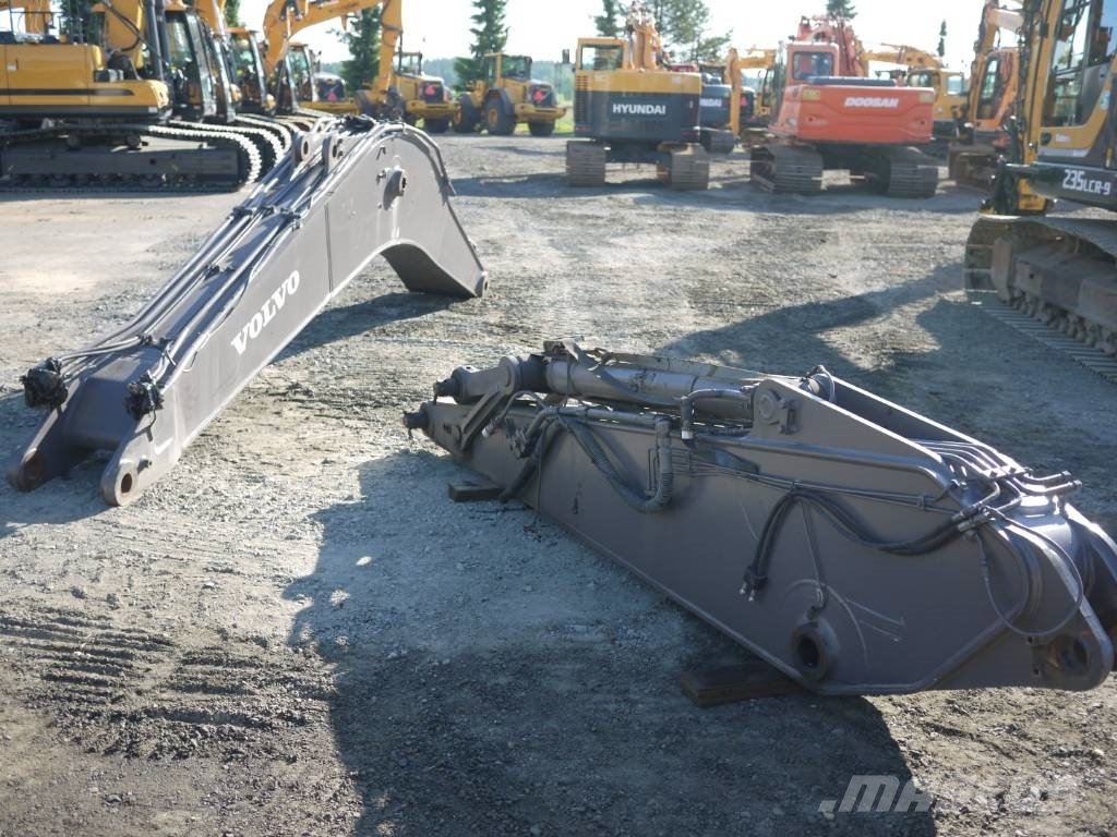 Volvo EC210 uusi puomisto Бони і ковші