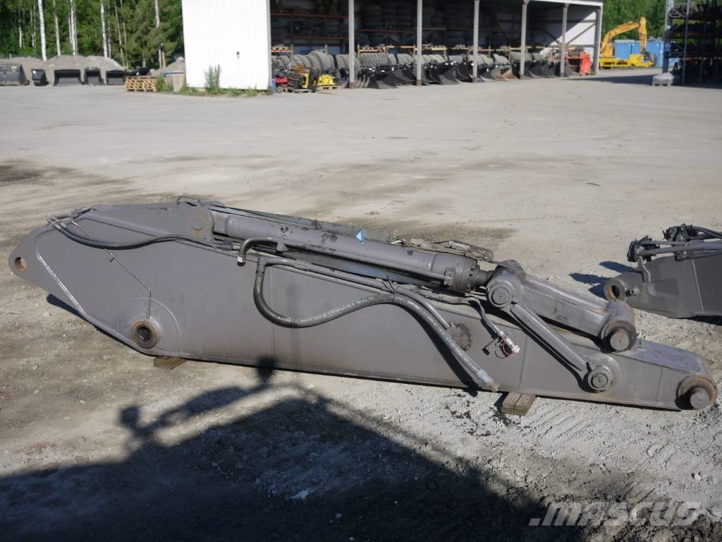 Volvo EC210 uusi puomisto Бони і ковші
